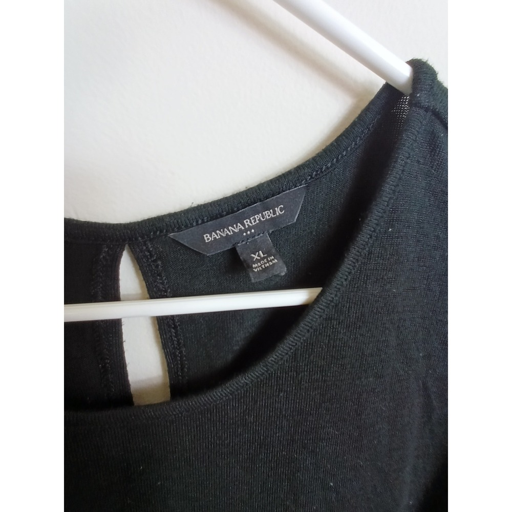 Banana Republic Sleeveless Top Womens XL Black Excellent Layered Hem Keyhole - Picture 3 of 6